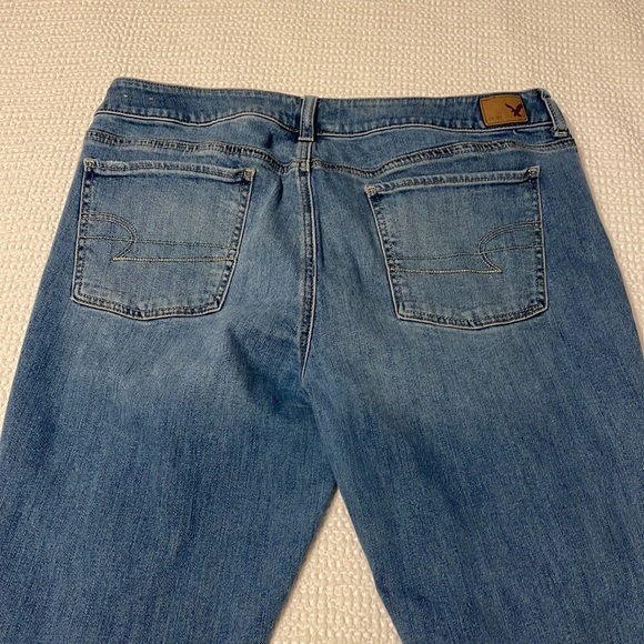 AMERICAN Eagle Straight Stretch Jeans - Picture 4 of 5